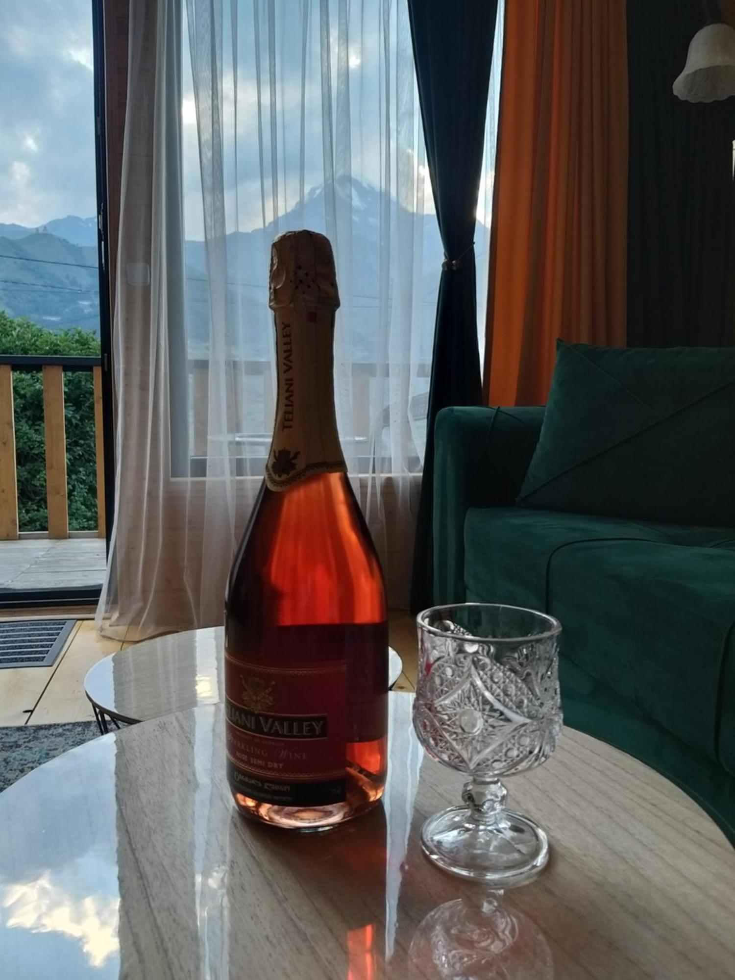 Apartmán Emotion Kazbegi Exteriér fotografie